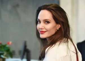 Angelina Jolie Returns in Soft-Focus Sophistication for Madame Figaro