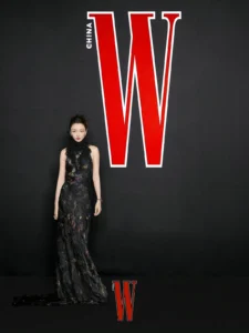 Dongyu Zhou Wore Ralph Lauren Purple Label To The W China Annual Gala 2025