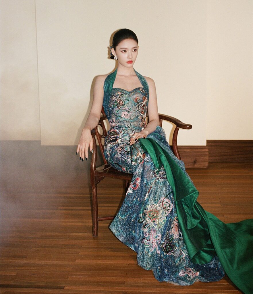 Lin Yun Wore Laurence Xu Couture To The W China Annual Gala 2025