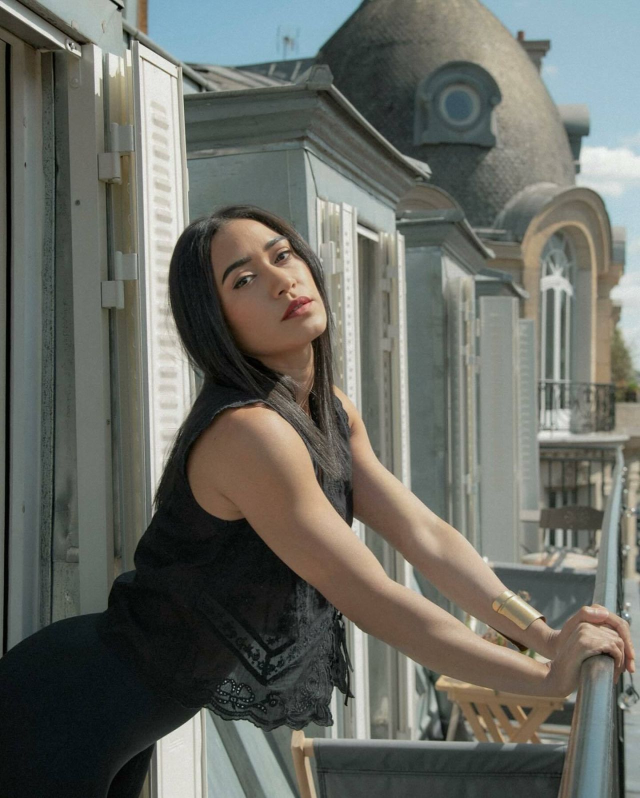 Joséphine Jobert unveils Sun-Soaked Urban Chic 2025