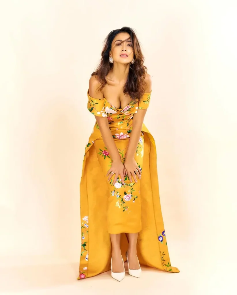 Shriya Saran Glows in Yellow Floral Ensemble Shriya Saran Glows in Yellow Floral Ensemble