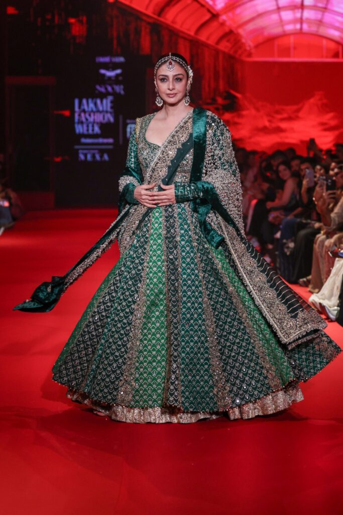 Lakme Fashion Week 2025 Highlight Lakme Fashion Week ‘Noor’ by Lakme Salon x ITRH