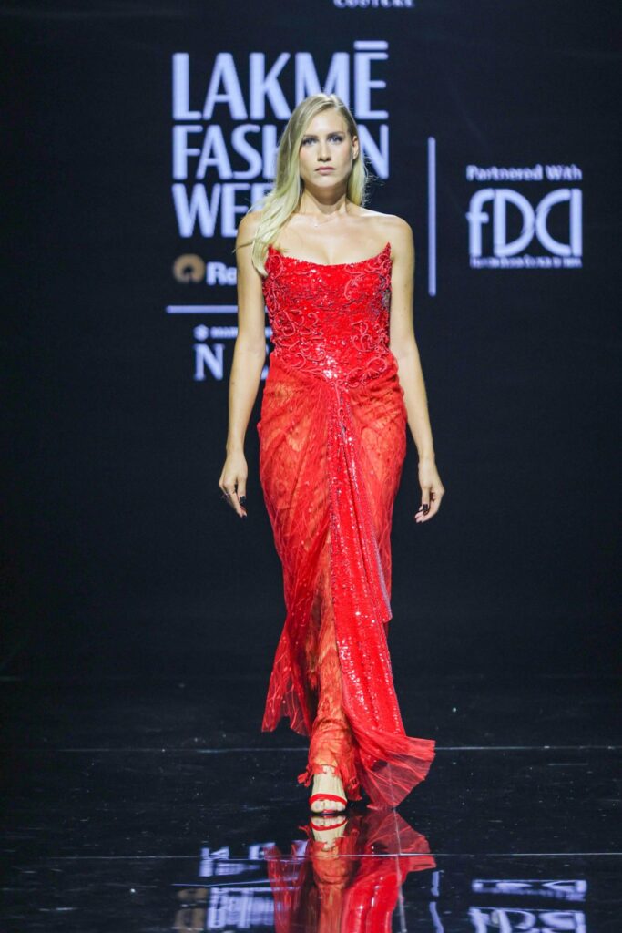 Lakme Fashion Week 2025 Highlight ‘Velora’ by Shantnu Nikhil x NEXA