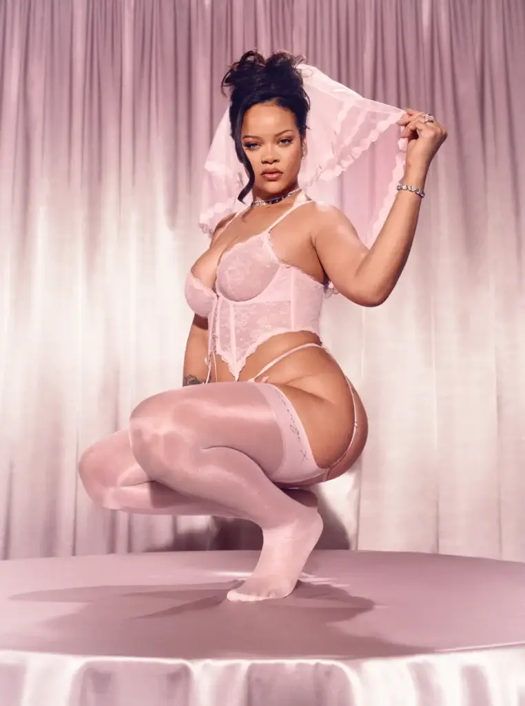 Rihanna lost £27million in a failed fashion venture! Rihanna lost £27million in a failed fashion venture