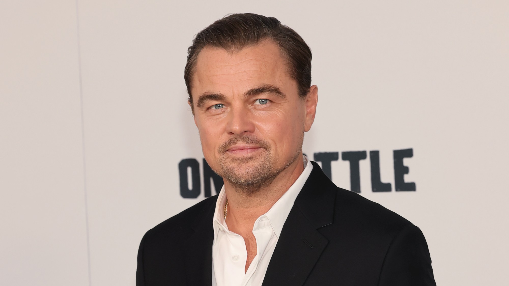 What disability does Leonardo DiCaprio have? What disability does Leonardo DiCaprio have?