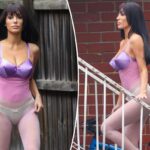 Bianca Censori draws attention with her bold Melbourne ensemble