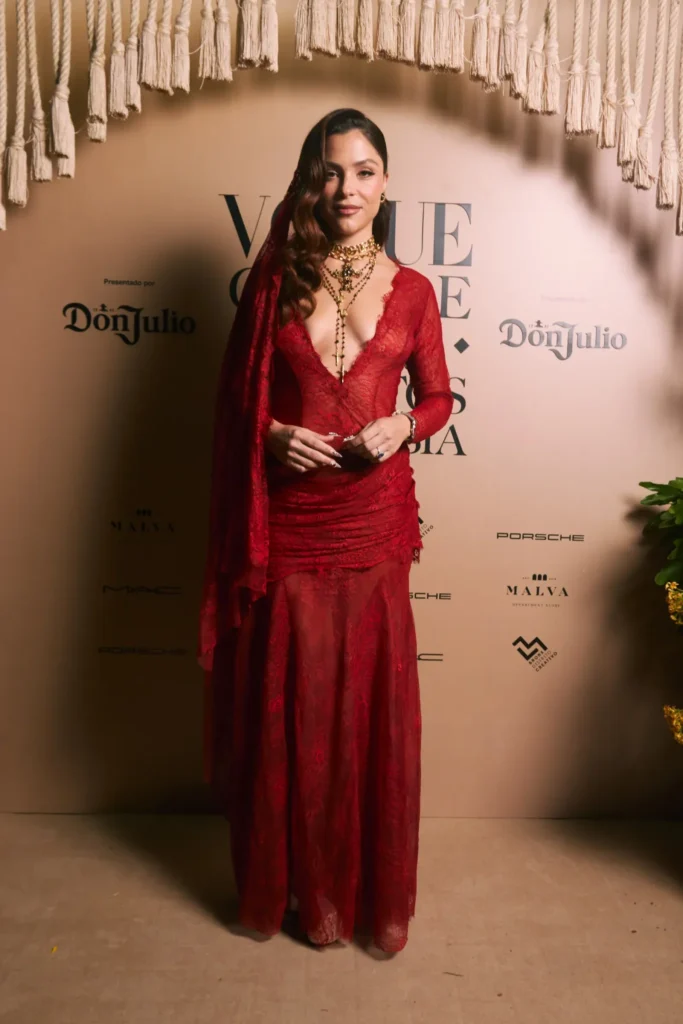 Paulina Dávila dazzles at the Vogue Colombia Gala 2025 Paulina Dávila dazzles at the Vogue Colombia Day of the Dead Gala 2025