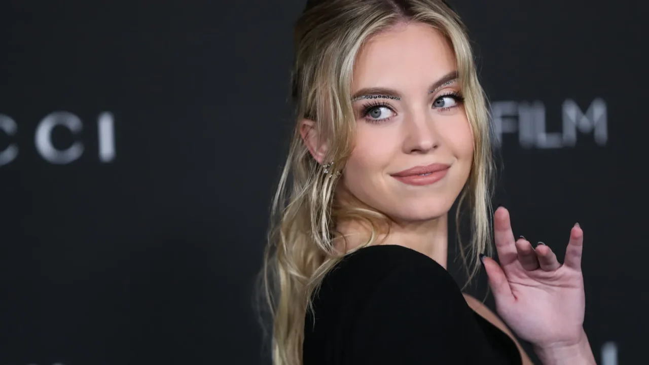 Sydney Sweeney retrieves the hereditary asset of her family