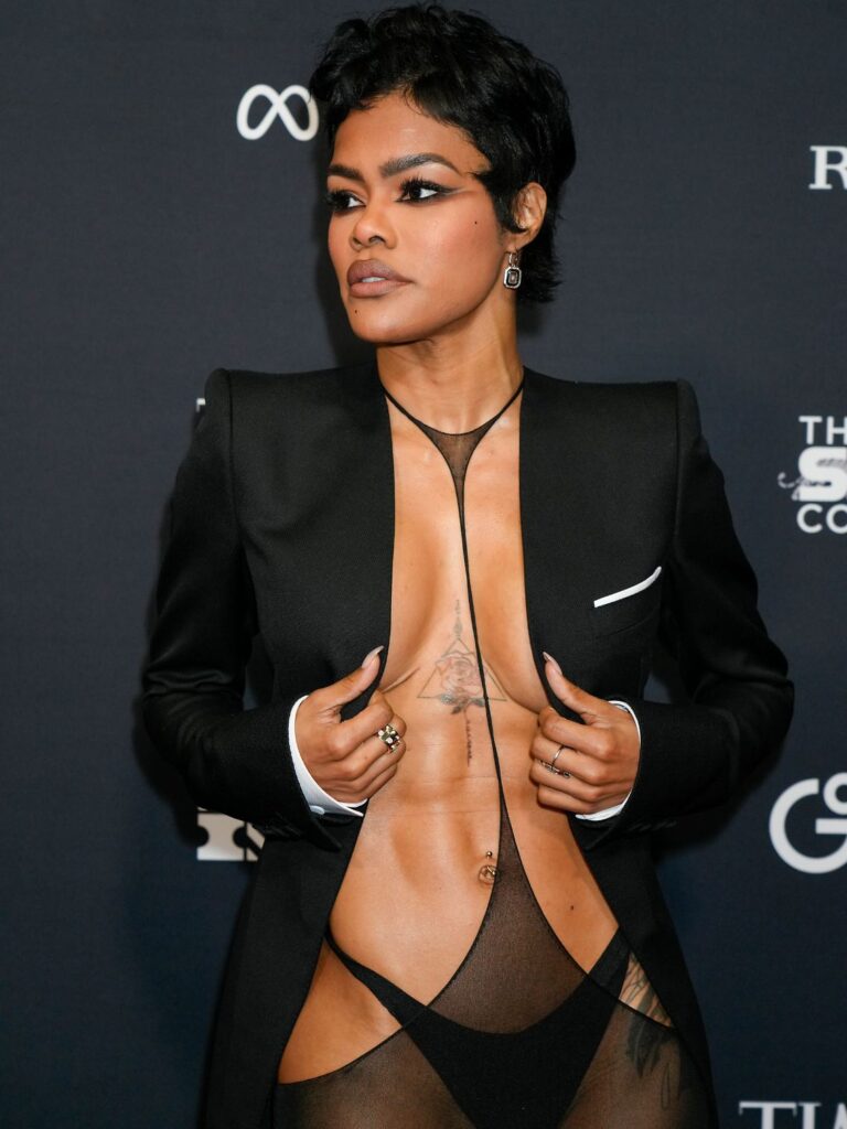 Teyana Taylor is almost undressed Teyana Taylor is almost undressed